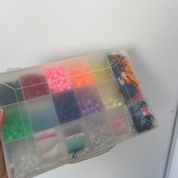 Bead and Friendship Bracelet Kit - Picture 3 of 4